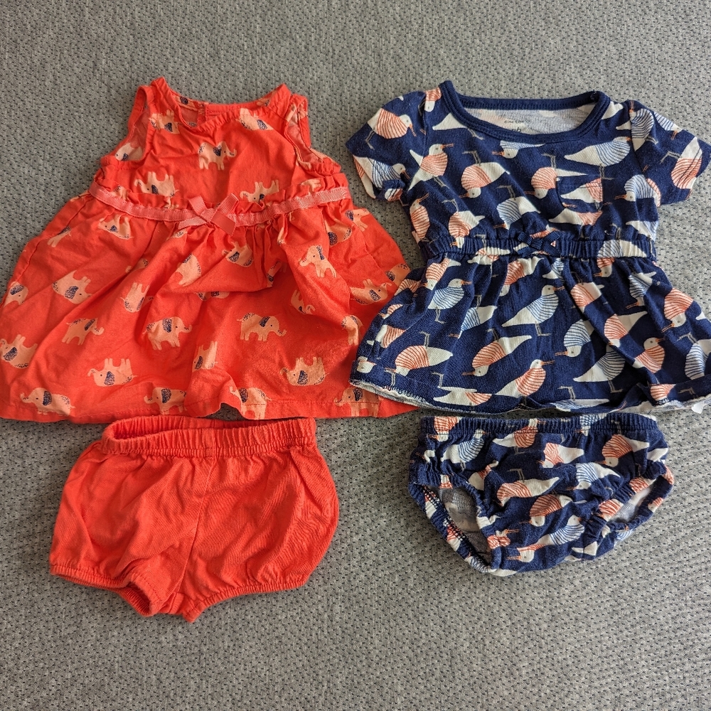 5/$25 Lot of 2 Carter's dresses with matching bloomers